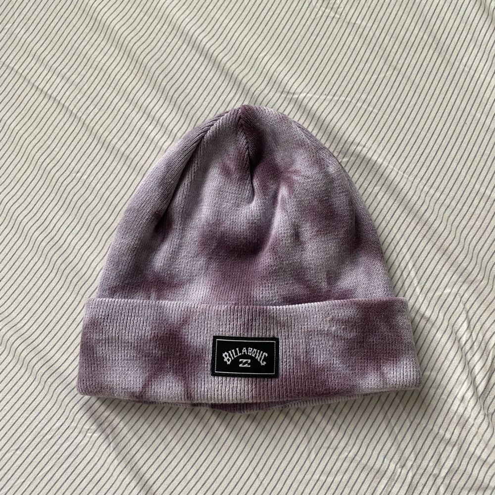 Super cute purple tie dye beanie